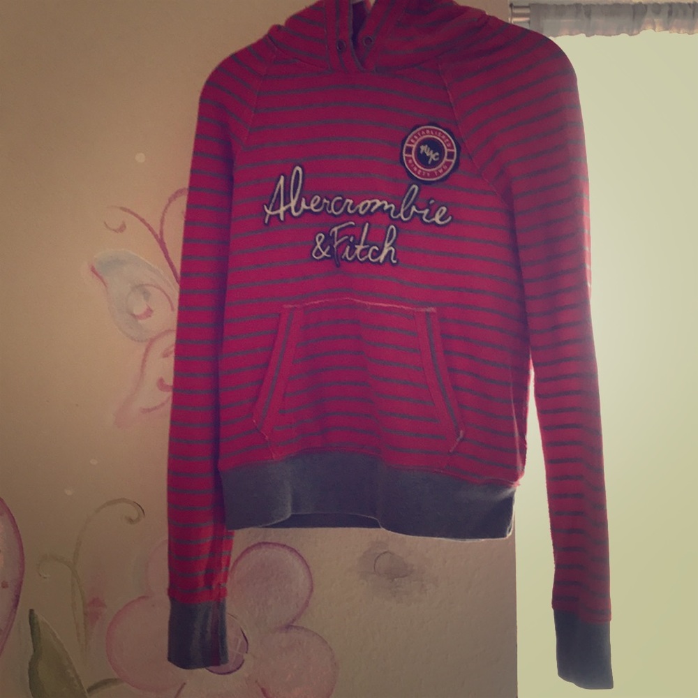 A sweatshirt